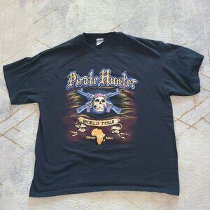 Pirate Hunter World Tour Graphic T-Shirt Djibouti Africa Skull Guns Military XL